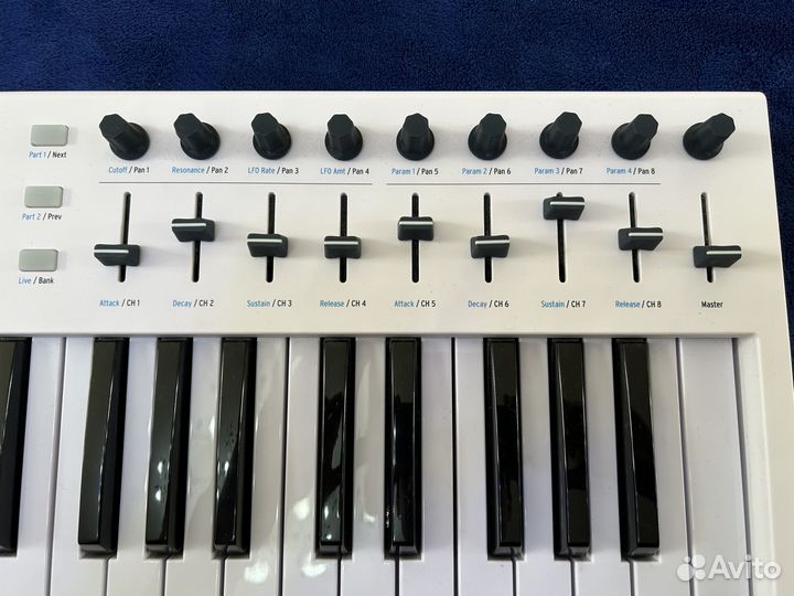 Midi-клавиатура Arturia KeyLab Essential 49