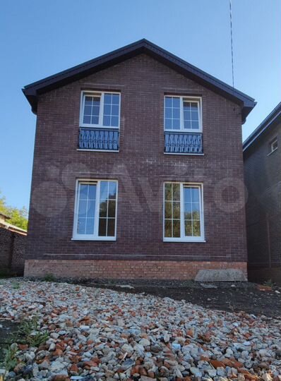 Дом 135 м² на участке 4 сот.