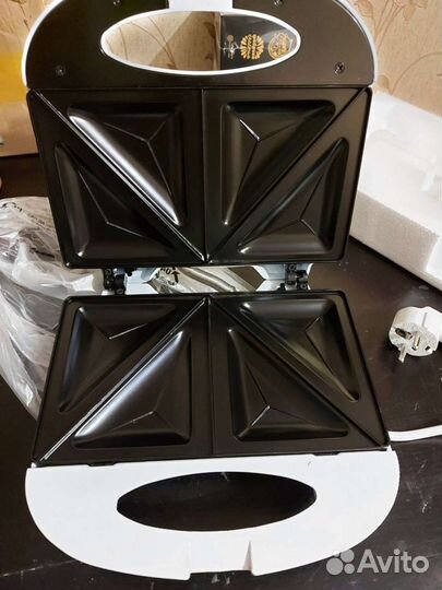 Сэндвичница-вафельница