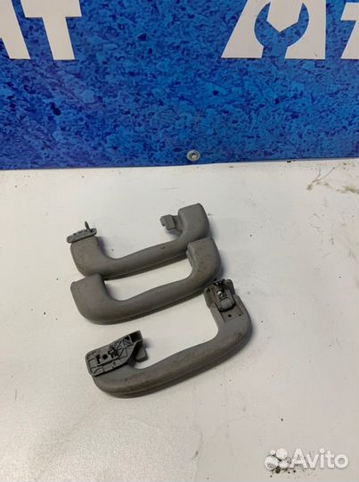 Ручка потолка Opel Astra H Z18XE 2005