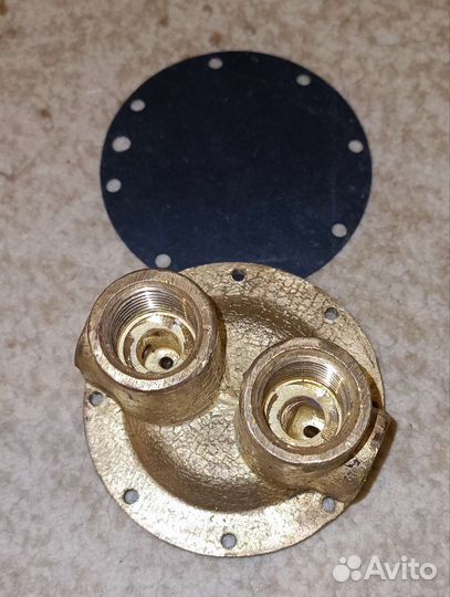 Нижняя часть водяного узла газовой колонки кги-56
