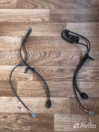 Датчик авs оригинал с toyota camry 40