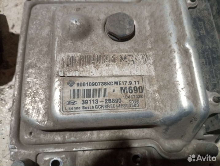 Блок управления двигателем Hyundai Solaris 1 1.4