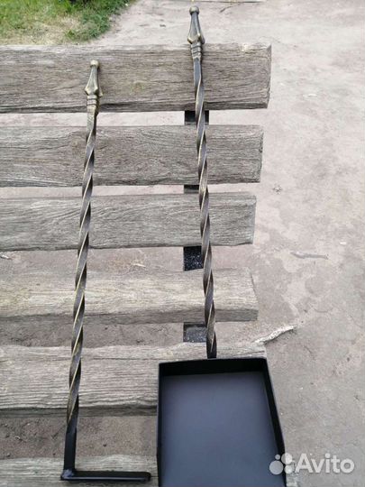 Совок и кочерга