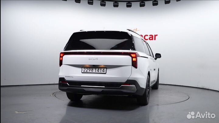 Kia Carnival 2.2 AT, 2024, 15 740 км