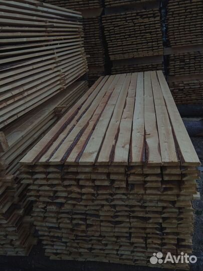 Надежные доски сосны для вашего сада и дома