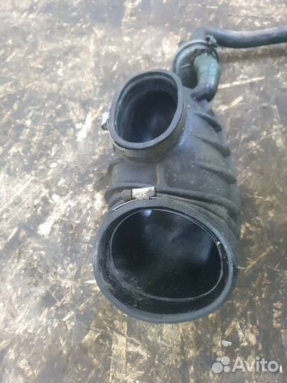 Патрубок воздушный Porsche 924 2.0 1984