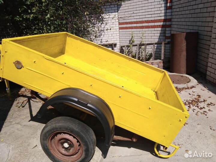 Прицеп к легковому автомобилю