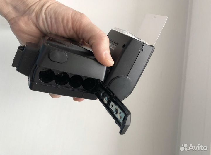 Фотовспышка YongNuo speediteYN460