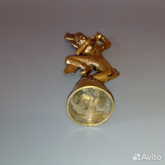 Статуэтка-колокольчик 