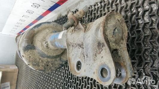 Стойка передняя левая subaru forester 3 (LDN44K501