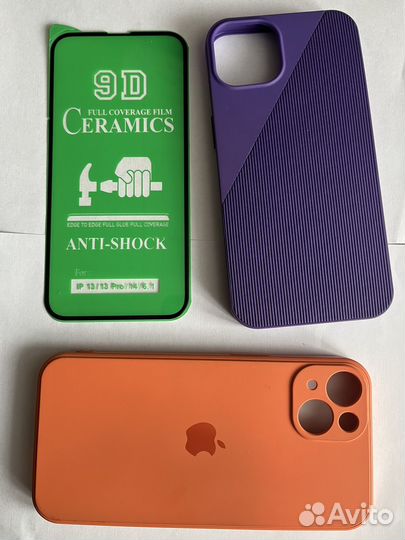 Чехол на iPhone 13