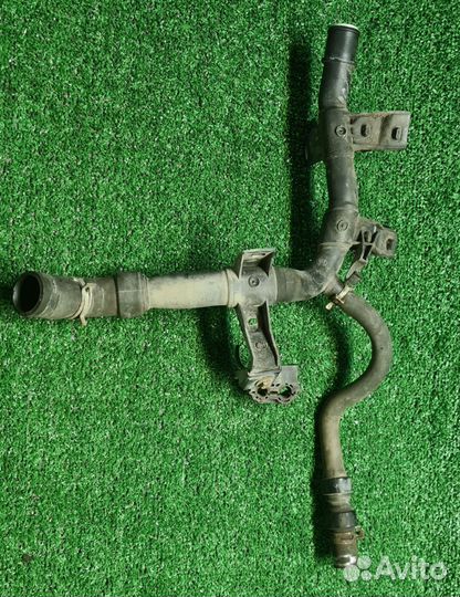 Патрубок системы охлаждения Peugeot 206