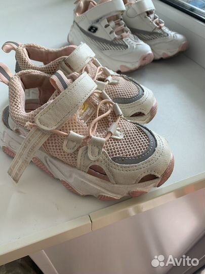 Кроссовки на девочку 27-29