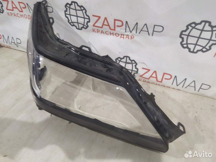 Стекло фары правое Lexus Lx J200 2015