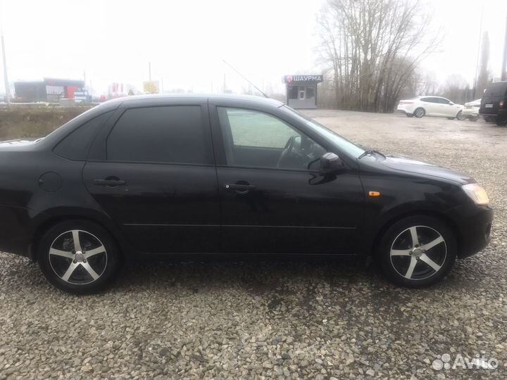 LADA Granta 1.6 МТ, 2013, 146 480 км