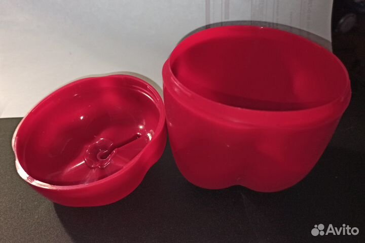 Контейнер пластиковый в виде перца