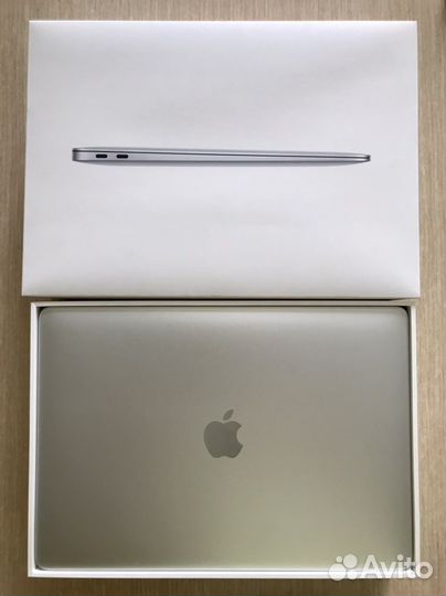 Apple macbook air 13 2022 m1 16/512 8GPU новый