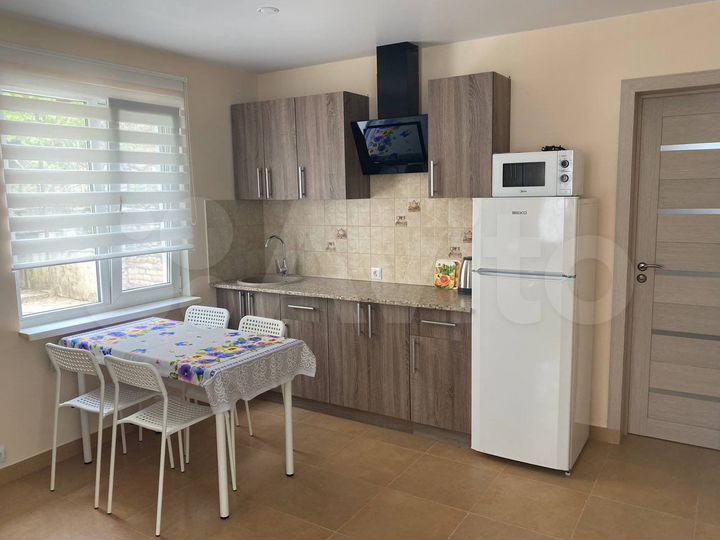 Дом 40 м² на участке 4 сот.