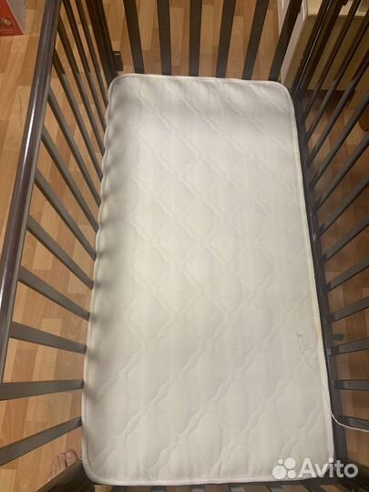 Детская кроватка Гандылян с маятником и ящиком