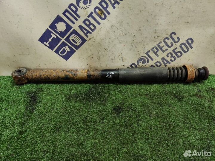 Амортизатор задний левый Renault Symbol седан 1.4