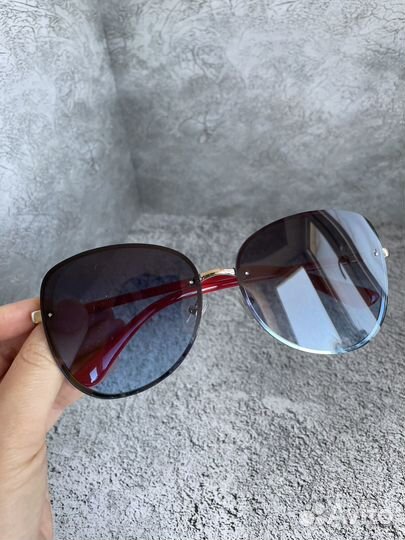 Солнцезащитные очки Jimmy Choo