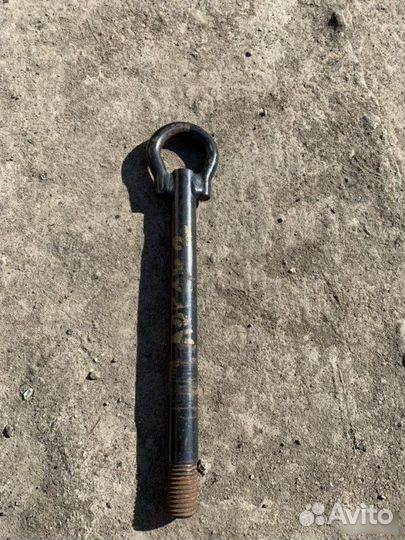 Крюк буксировочный Renault Logan 2