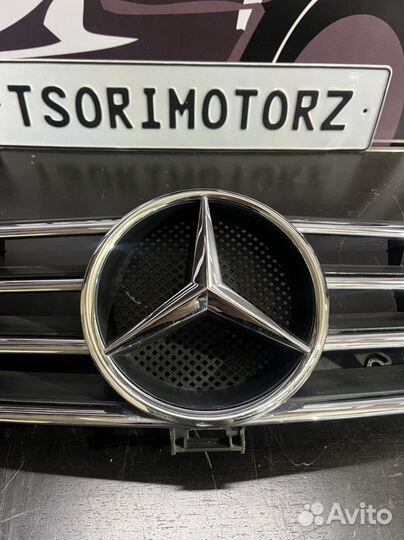 Решетка радиатора Мерседес w219 cls350
