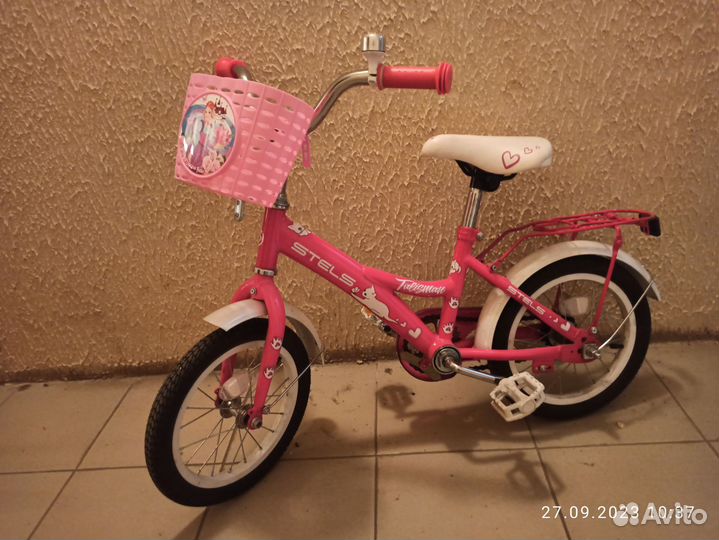 Детский велосипед с ручкой бу
