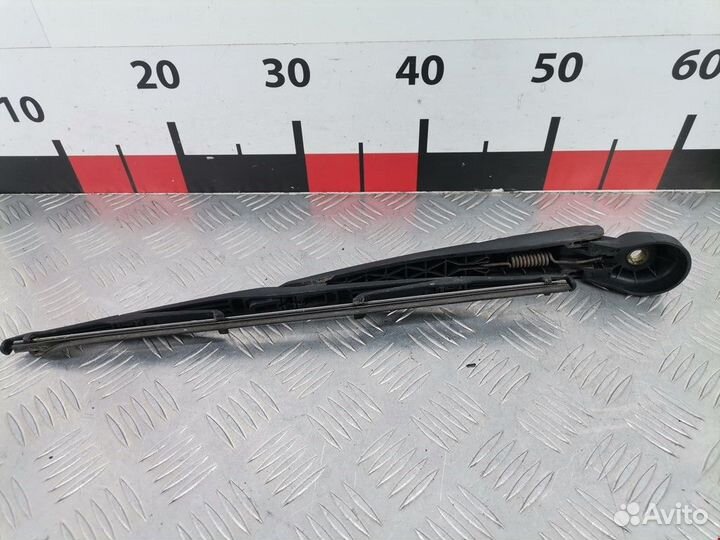 Щеткодержатель задний Saab 9-5 2-й рест. 2006