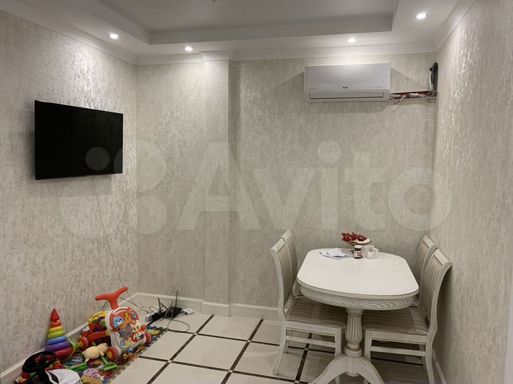 2-к. квартира, 53 м², 6/6 эт.