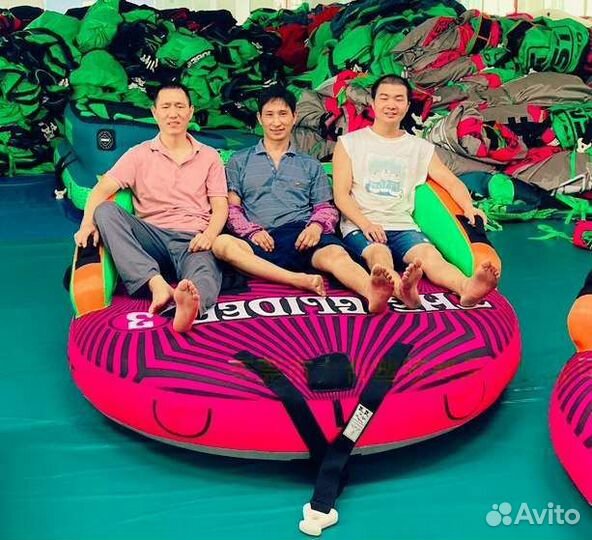 Водная ватрушка 3 местная новая