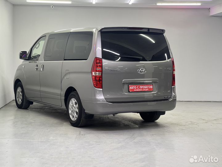 Hyundai Grand Starex 2.5 AT, 2011, 185 235 км