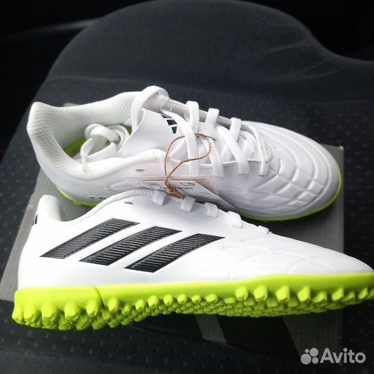 Сороконожки Adidas Copa Pure