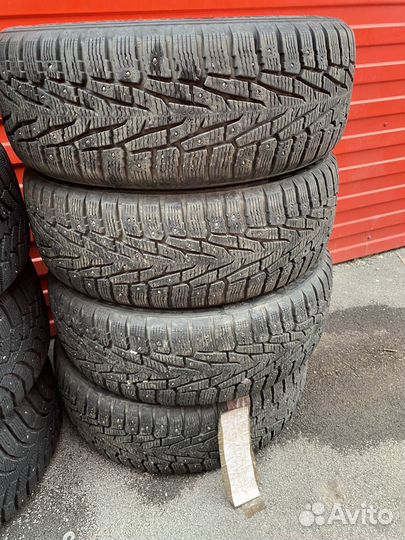 Nokian Tyres Hakkapeliitta 7 215/55 R18