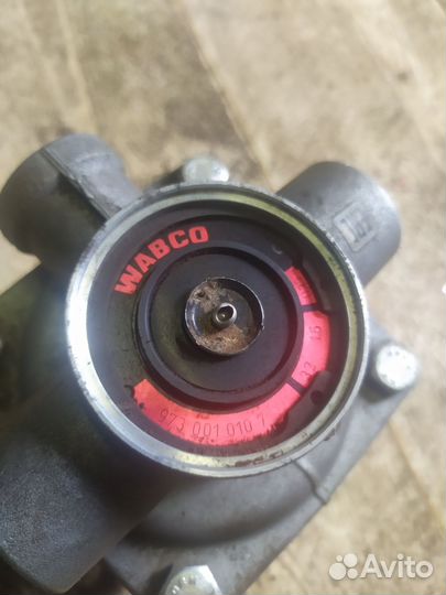 Кран тормозной