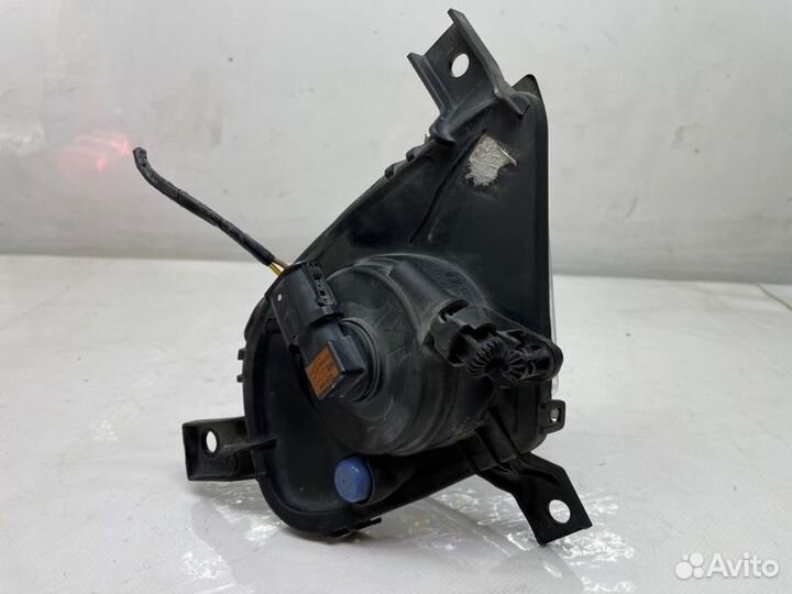 Фара противотуманная правая Bmw 3-Series E90 3.0D