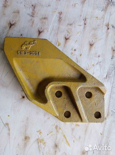 Бокорез 61E3-3034 правый Nova