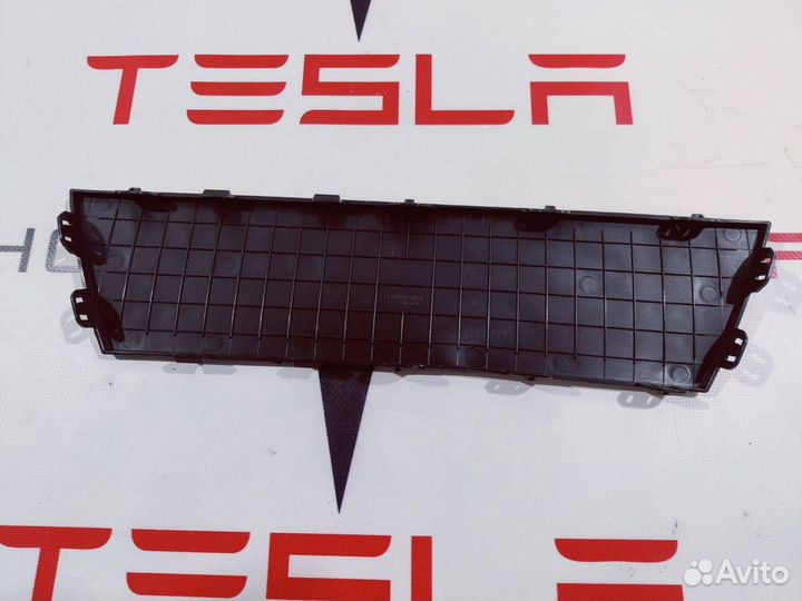 Заглушка бампера Tesla Model Y 2021 1494009-00-A