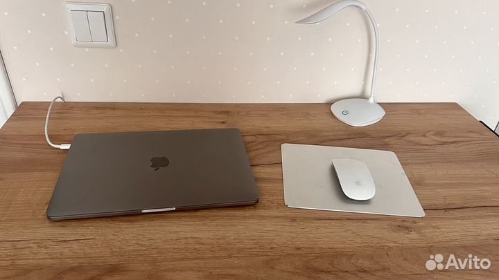 Macbook pro 13 2020 / i5 / 16gb / 1Tb