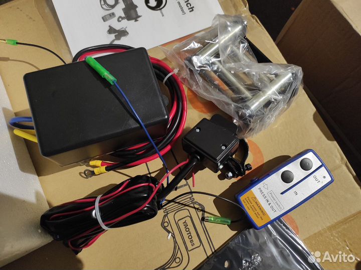 Лебедка электрическая автомобильная