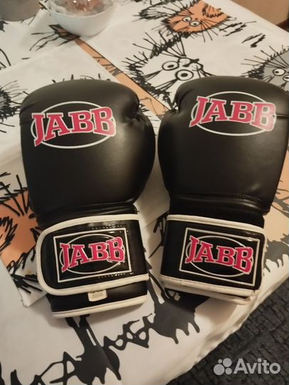 Боксерские перчатки 12 oz