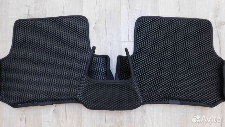 Eva Коврики с бортами октавиа а5