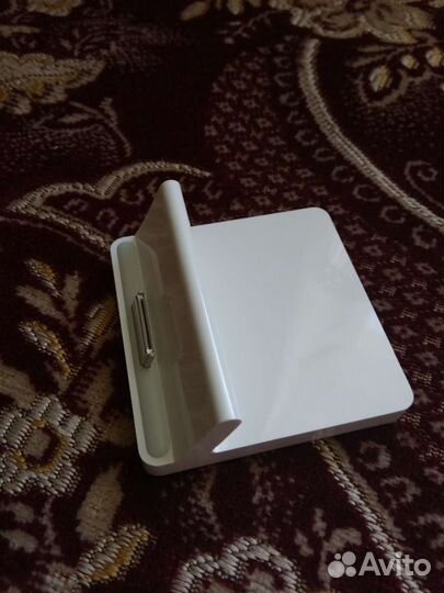 Док станция для iPhone