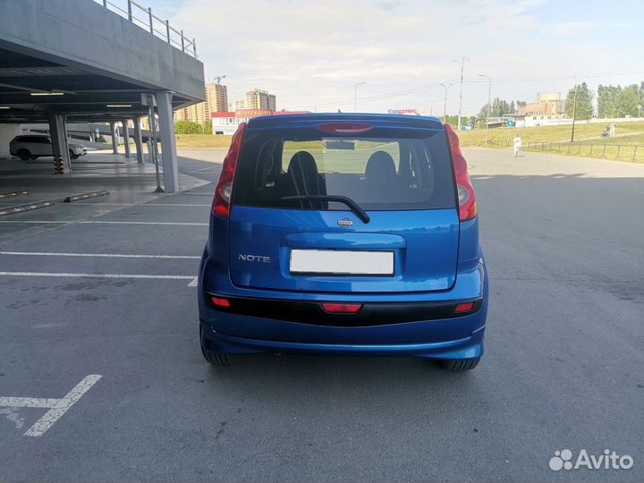 Nissan Note 1.6 AT, 2006, 168 865 км