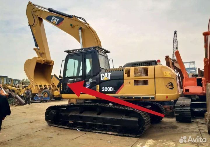 Стекло лобовое кузовное на экскаватор cat 320 Dl