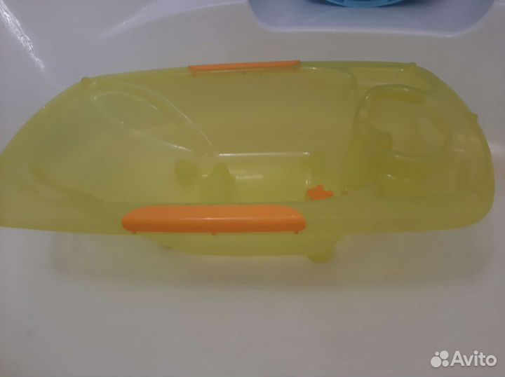 Ванночка для купания с горкой