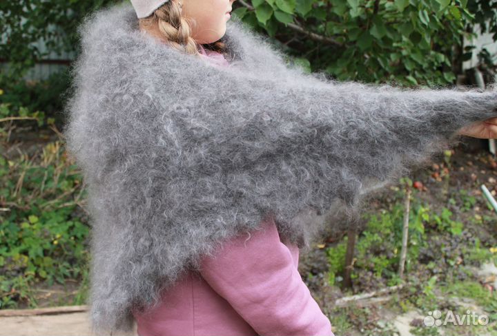 Пуховый платок шаль