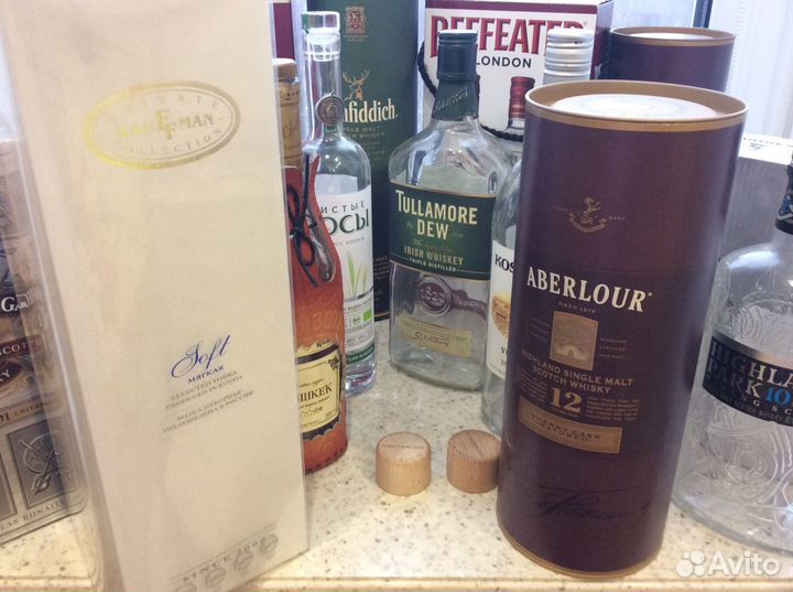 Бутылки, коробки, тубы от элитного алкоголя