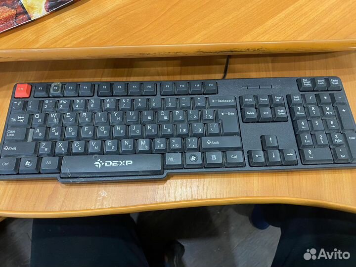 Компьютер в сборе + принтер+Стол